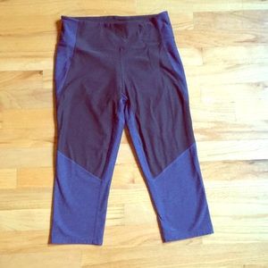 Outdoor voices cropped leggings